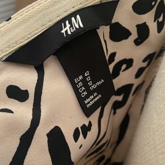 HM Animal Print Cream + Black Dress 12 - Picture 6 of 6